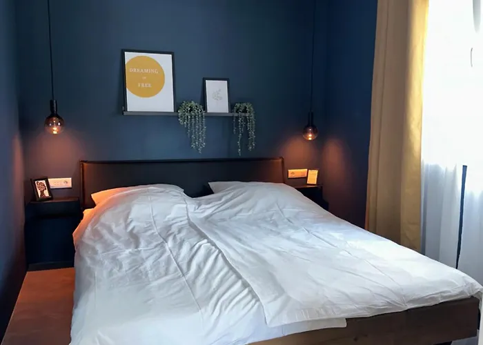 Augustin. Welcome * Duće